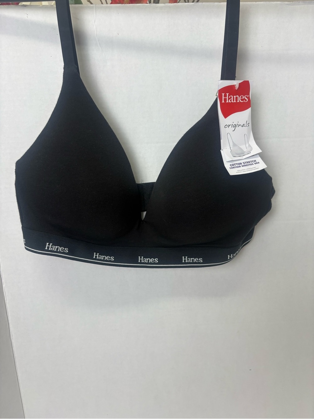Hanes Black Wireless Cotton-Blend Comfort Bra